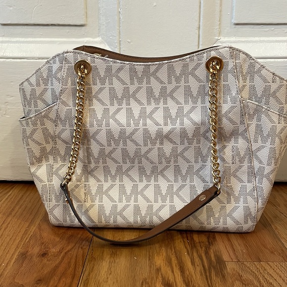 Michael Kors purse - Picture 2 of 4